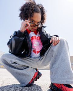 Instagram post by @redcarpetgirlz