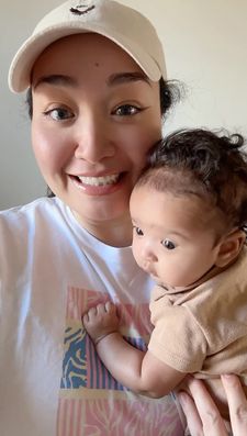 Instagram post by @itshoneydave