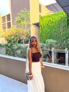 Instagram post by @_delizzle