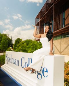 Instagram post by @trinnjusglo