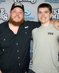 Instagram post by @anthonymiller_art