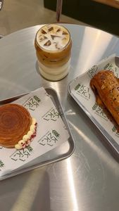 Instagram post by @lifeoutlouddd