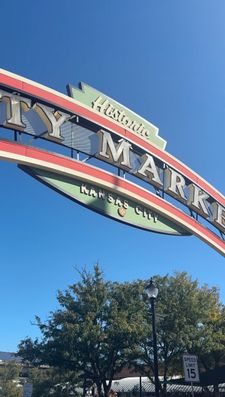 Instagram post by @karlieejohnsonn