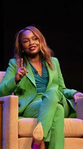 Instagram post by @theelisanicole