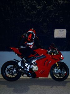 Instagram post by @motorradboy21