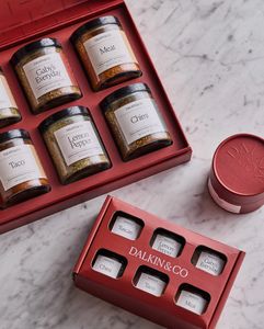 Instagram post by @whatsthomaseating