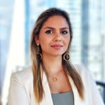 @hellitalk Instagram Profile