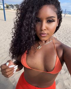 Instagram post by @nianniyanay