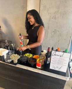 Instagram post by @nianniyanay