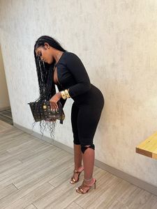 Instagram post by @nianniyanay