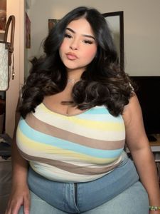 Instagram post by @roxyybrat