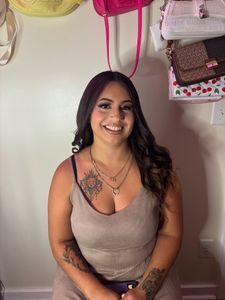 Instagram post by @roxyybrat