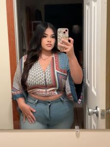 Instagram post by @roxyybrat