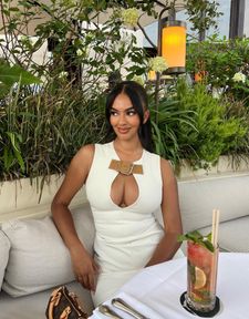 Instagram post by @adelhvbrooks