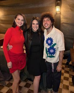 Instagram post by @makeup2themaxx