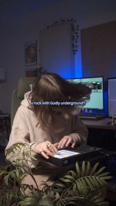 Instagram post by @the_eluzai