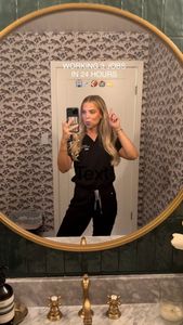 Instagram post by @darbyyyb