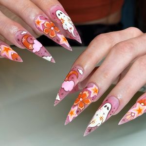 Instagram post by @nail.brat