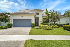 Instagram post by @listingwithlexi