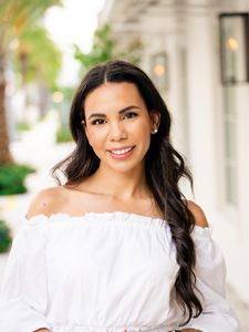 Instagram post by @listingwithlexi