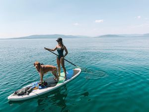 Instagram post by @goldenhoneybutter