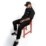 @lesteezy Instagram Profile