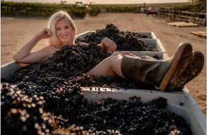 Instagram post by @hannah_decanted