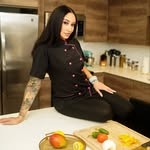 @prettygirlseattoo Instagram Profile