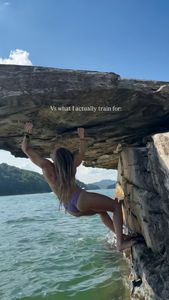 Instagram post by @rachel_mar5fit