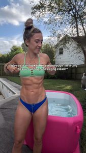 Instagram post by @rachel_mar5fit