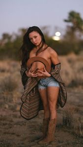 Instagram post by @missalliedimeco