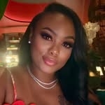 @robinshanael Instagram Profile