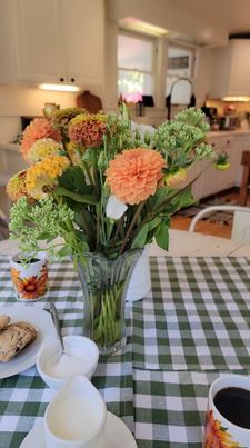 Instagram post by @farmhousefun.co