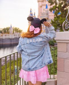 Instagram post by @dreamwithvalen