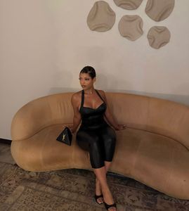 Instagram post by @feisssty