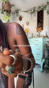 Instagram post by @mariajosirena