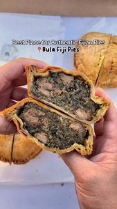 Instagram post by @travelingwonton