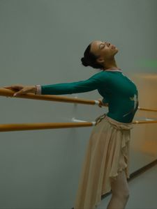 Instagram post by @nikishafogo