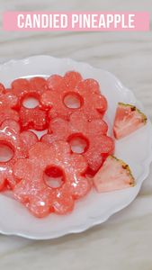 Instagram post by @fivefootfeminine