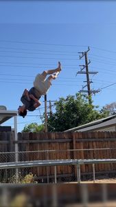 Instagram post by @nickfryy_