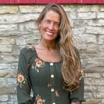 @daniellemanns27 Instagram Profile