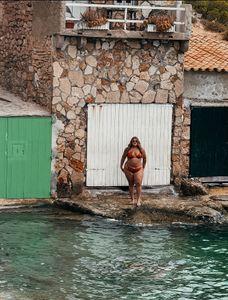 Instagram post by @being.denise