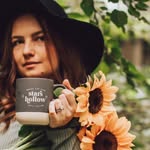 @the.bookish.astronaut Instagram Profile