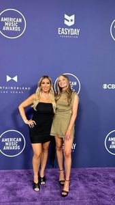 Instagram post by @lindsay_feldman