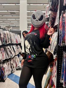 Instagram post by @_leanneharris