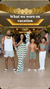 Instagram post by @yolandekelly