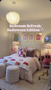 Instagram post by @yolandekelly