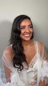 Instagram post by @makeupbyamericaf