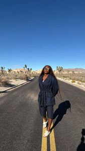 Instagram post by @hellomanouchka