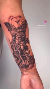 Instagram post by @bookkevinlaroy